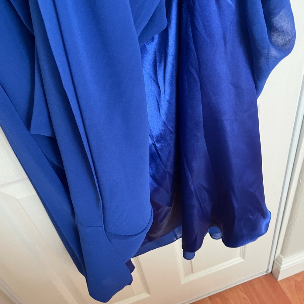 Gorgeous Royal Blue Formal Dress by Fiesta size M - Picture 7 of 7